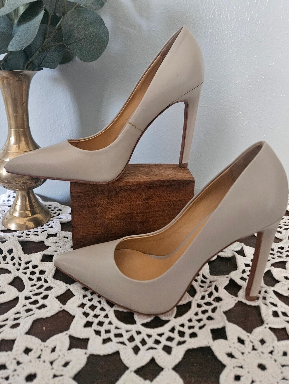 Theory City Pump Classic Nude Pointed Toe High Heel Pumps Quiet Luxury Sz 36 6US